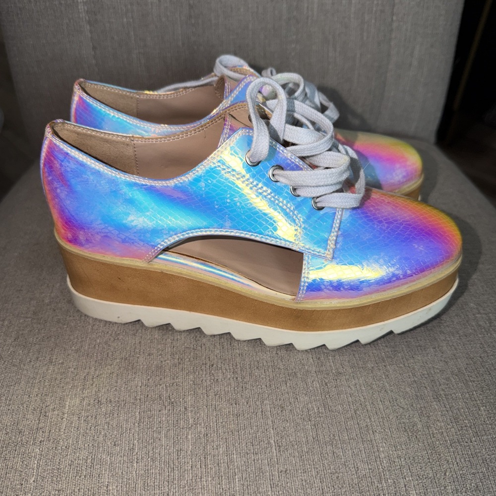 Aldo Shoes Reflective Metallic Embossed  Platform Lace Up Size 6 Sparkle Rainbow